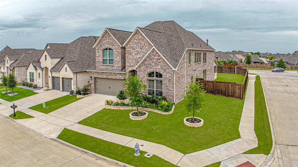 1102 Sandgate Drive