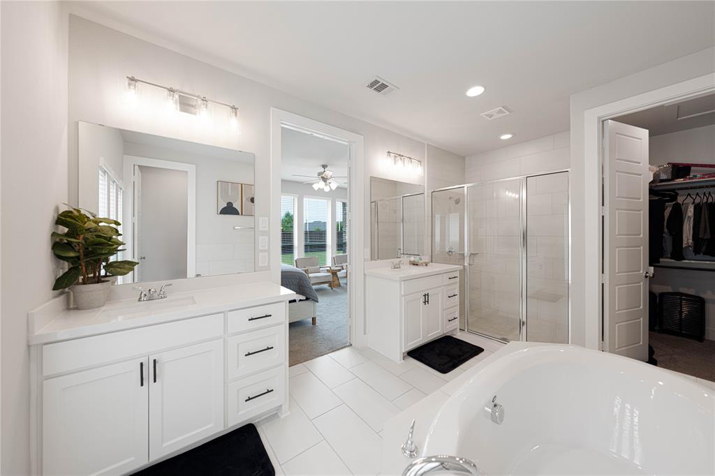 1102 Sandgate Drive