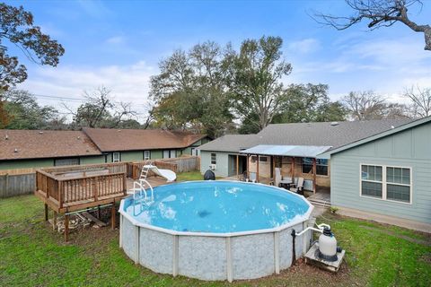 A home in Corsicana