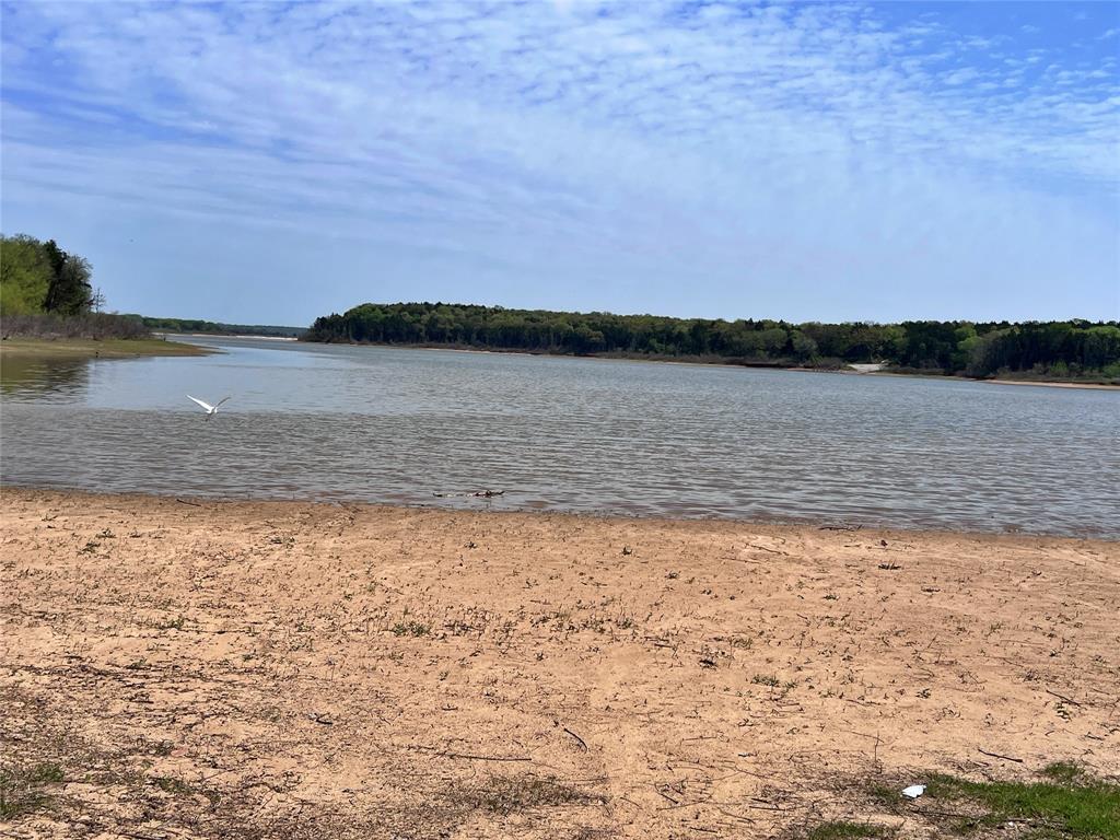 T Thomas 1240 - Land