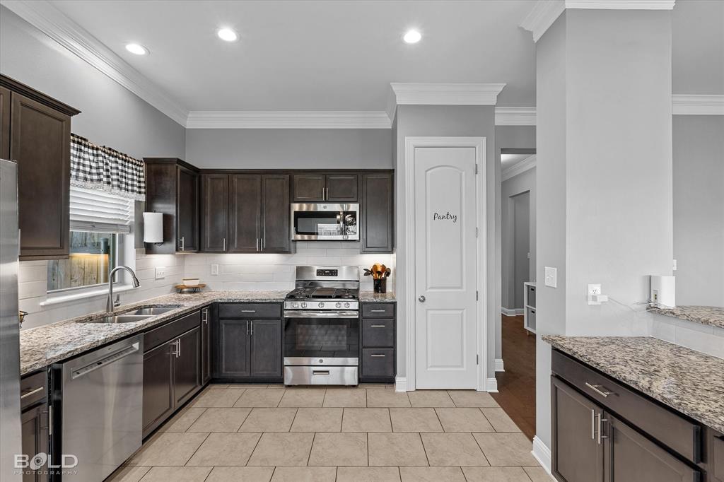 Bossier City, Louisiana 71111, United States, 3 Bedrooms Bedrooms, ,2 BathroomsBathrooms,Residential,Active,209180