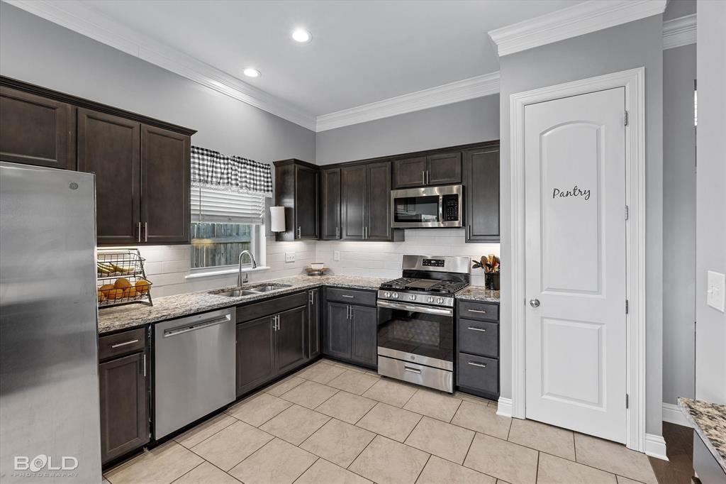 Bossier City, Louisiana 71111, United States, 3 Bedrooms Bedrooms, ,2 BathroomsBathrooms,Residential,Active,209180