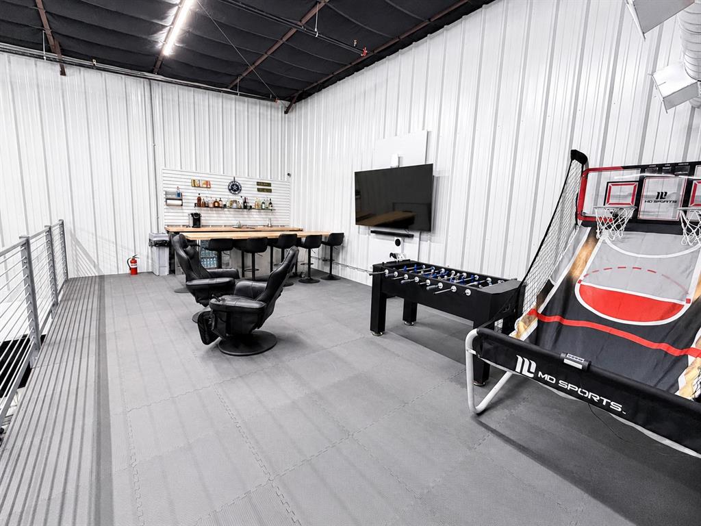 853 Main Street B11