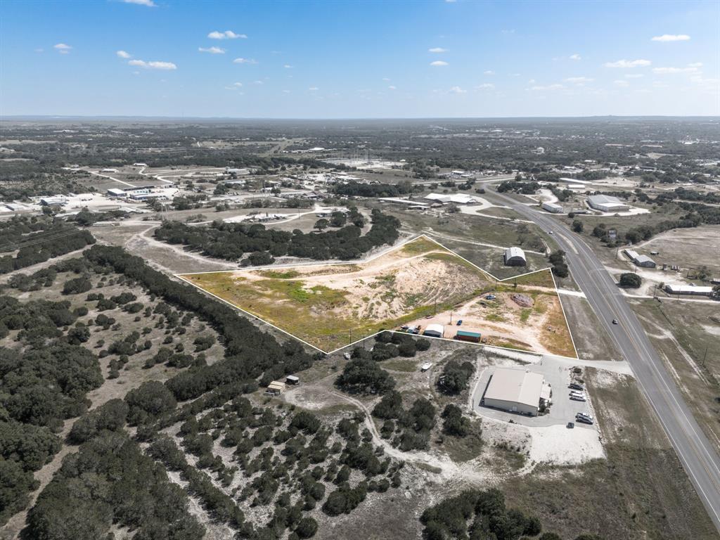 584 N Highway 183