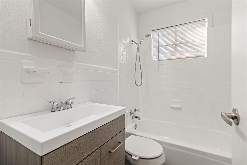 North Riverside Apts Inc - Residential Income