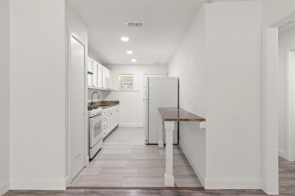 North Riverside Apts Inc - Residential Income