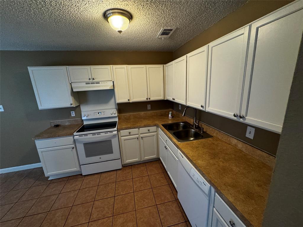 Stonewood Heights Ph 01 Rev - Residential Lease