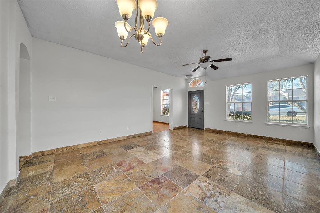 1406 Courtland Lane