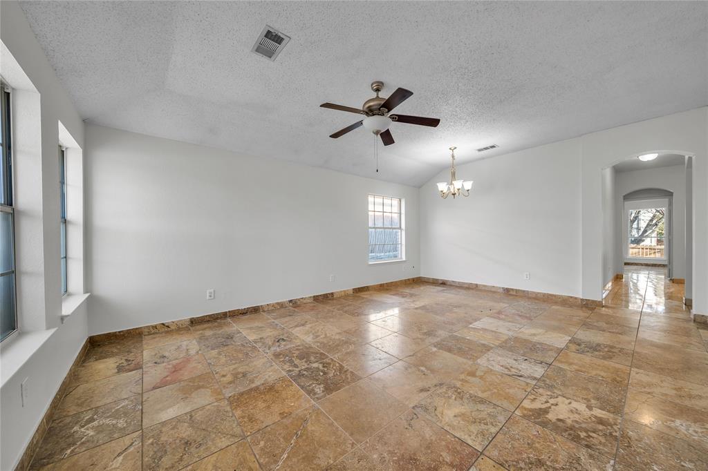 1406 Courtland Lane