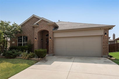1733 Falling Star Drive Fort Worth TX 76052