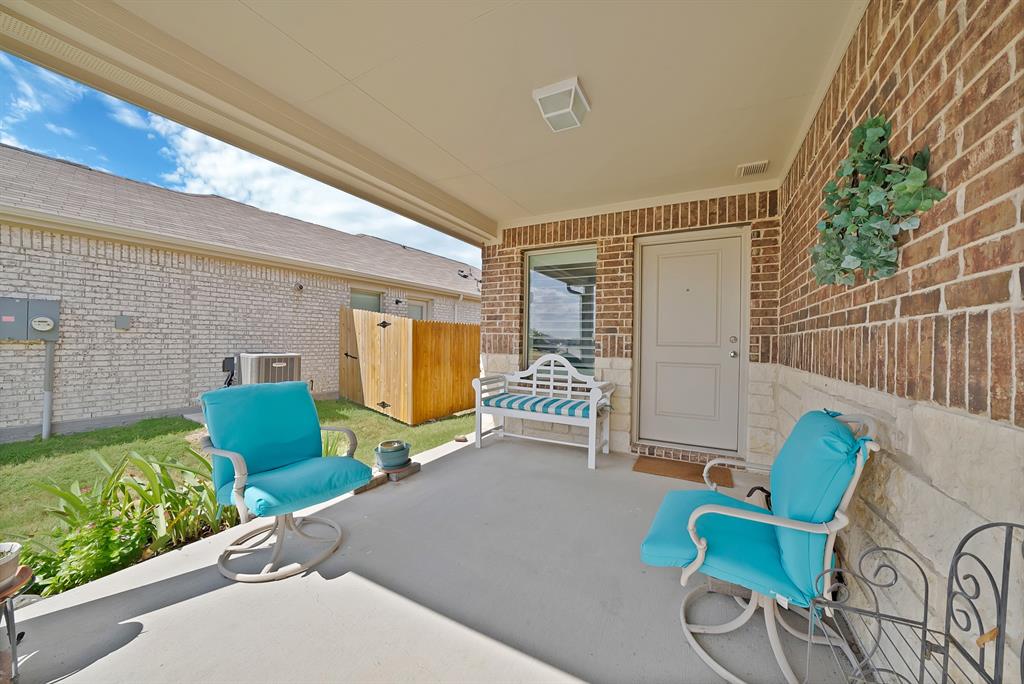 1448 Dovekie Drive