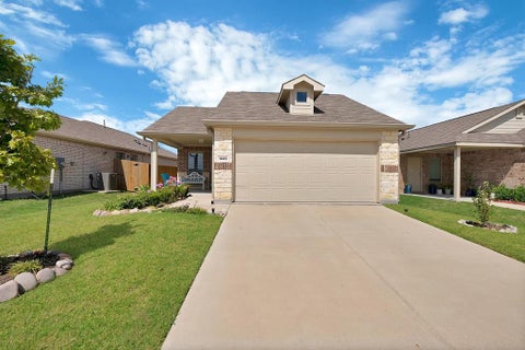 Photo of 1448 Dovekie Drive, Forney, TX 75126 (MLS # 21372759)