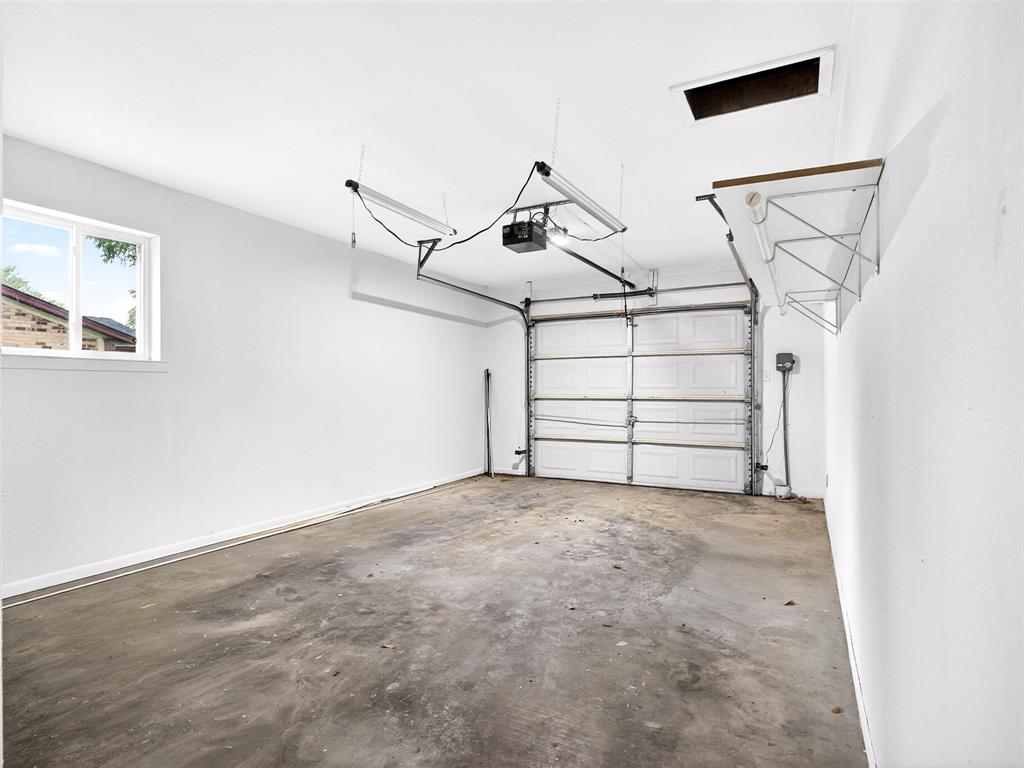 1011 Sheridan Lane
