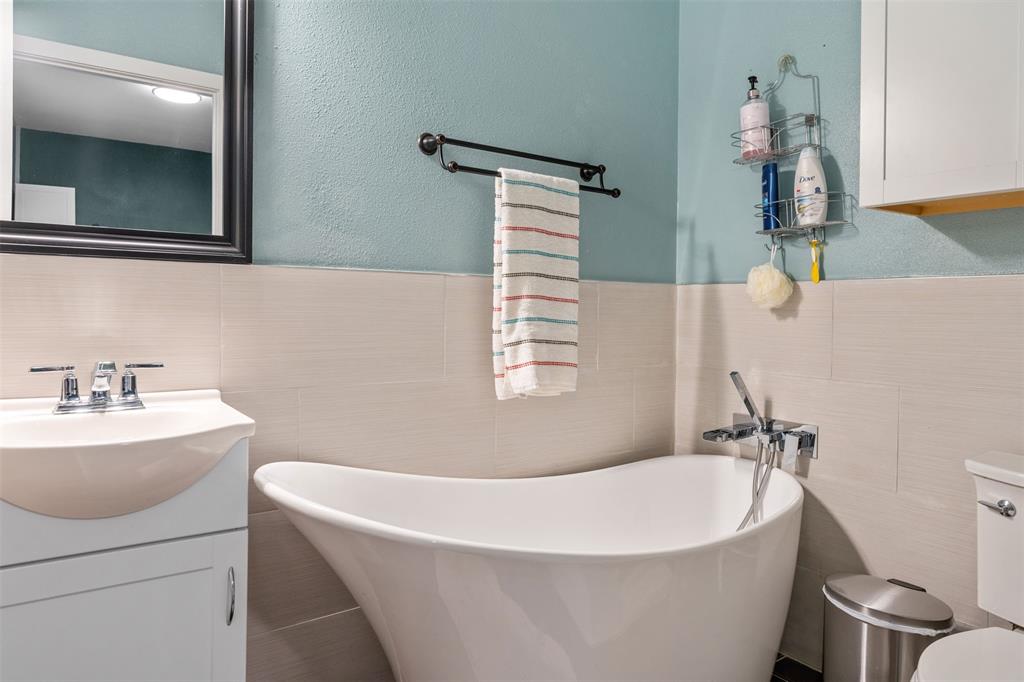 Driftwood Beach Sub - Residential