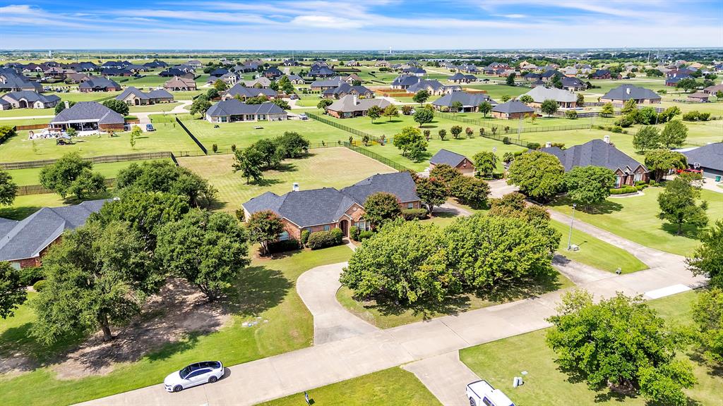 Winners Circle 1 & 2 & 3 & 4 - Residential