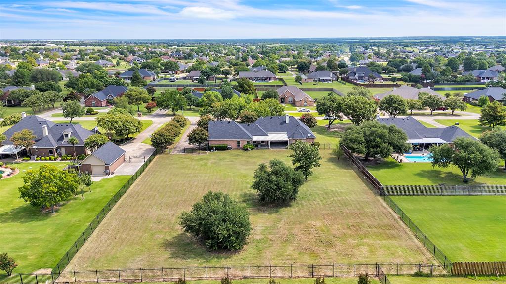 Winners Circle 1 & 2 & 3 & 4 - Residential