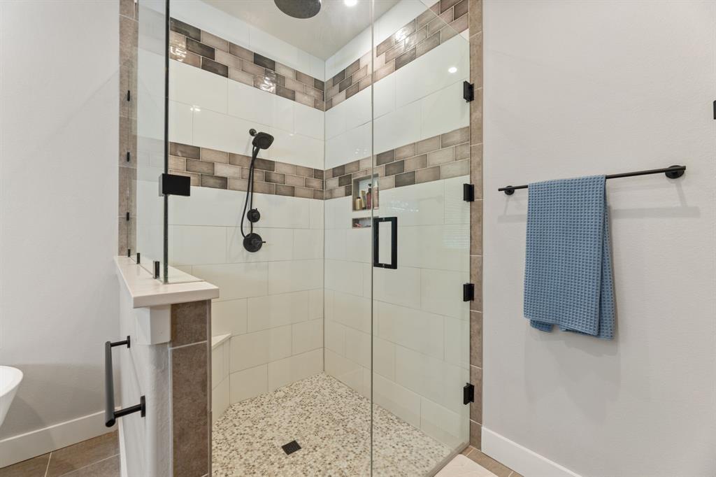 White Bluff #24 - Residential