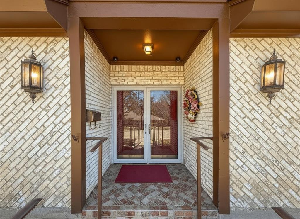 14908 Woodbriar Drive