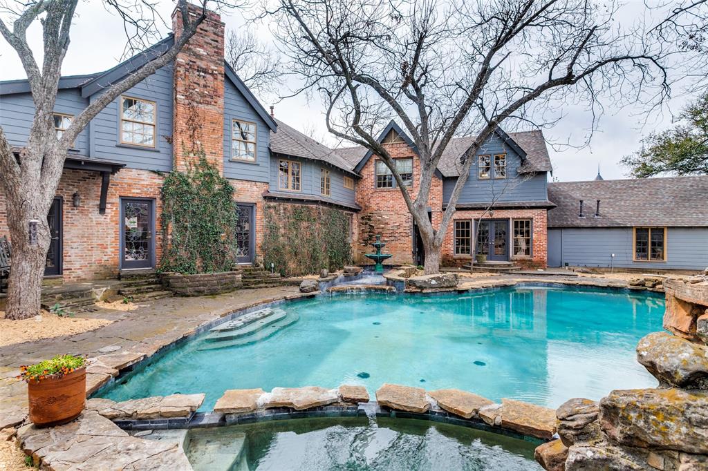 Walnut Preston - Residential