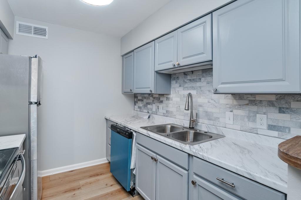 Villa Contessa Condos - Residential