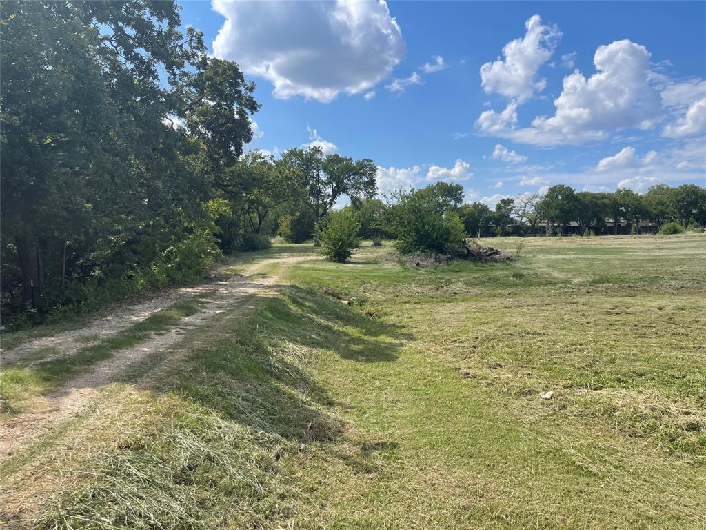 206 Cherokee Path