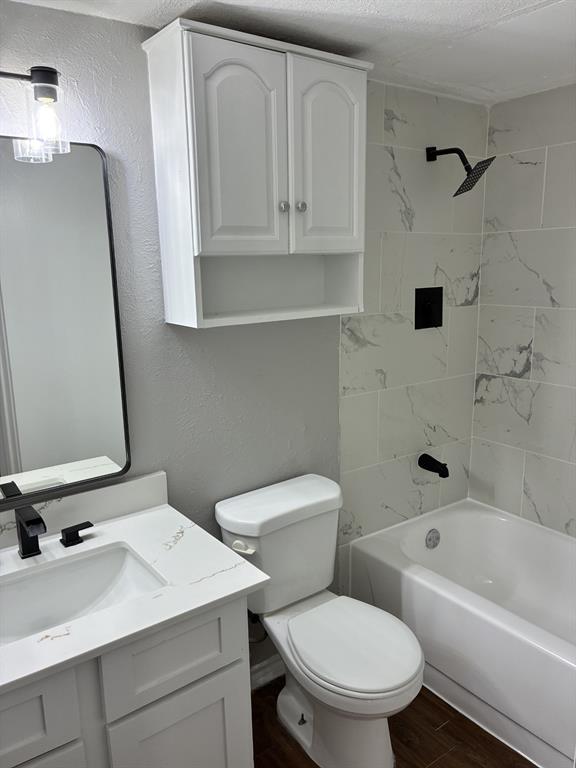 Royal Lane Hlnds Condos - Residential