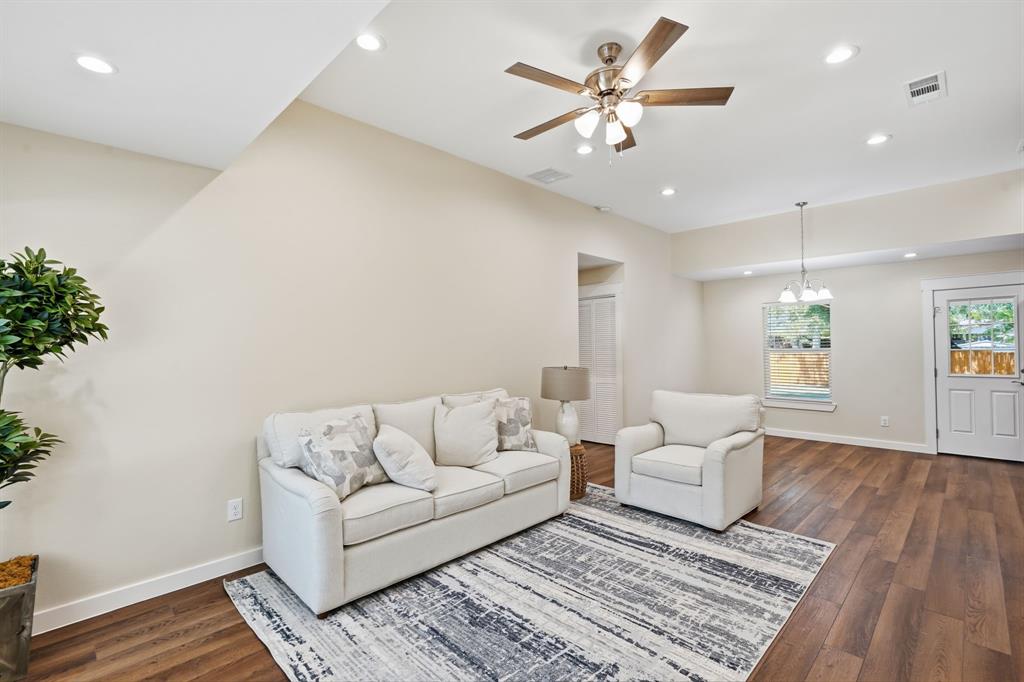 10637 Dunaway Drive