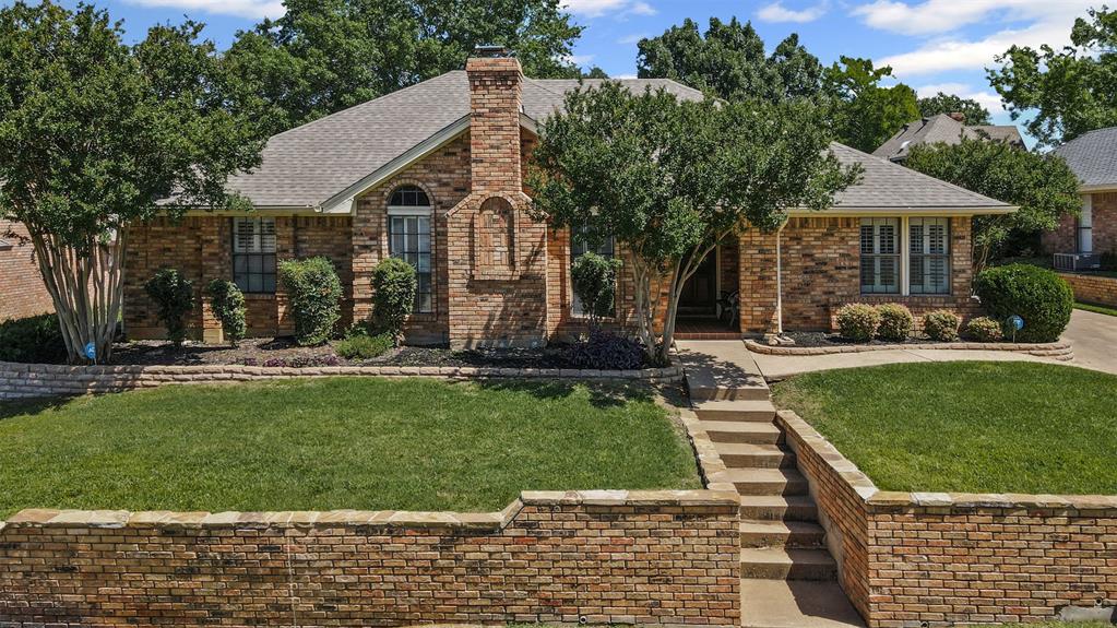 707 Hillview Drive