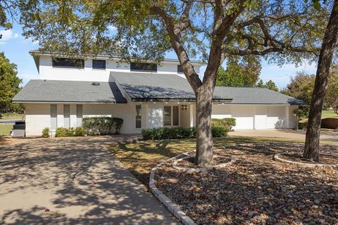 A home in Granbury