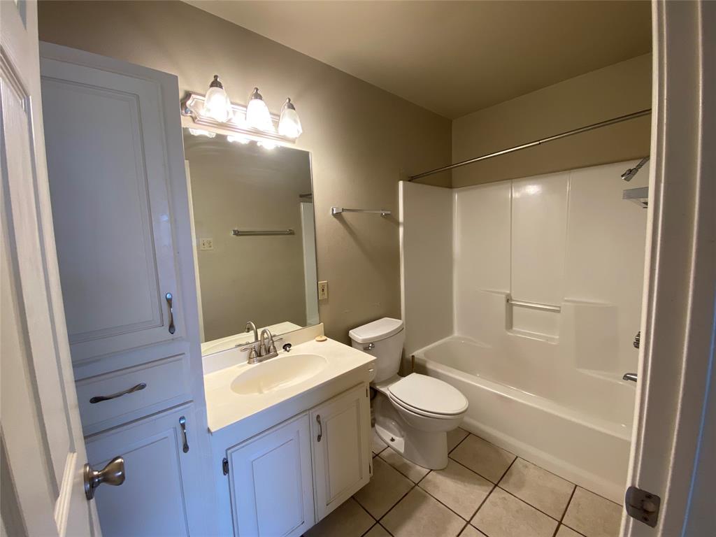 3241 Lexington Drive