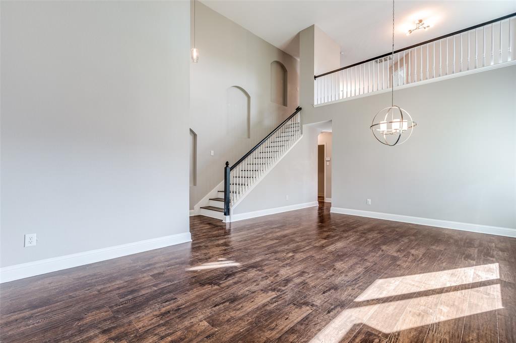 2113 Parkside Drive