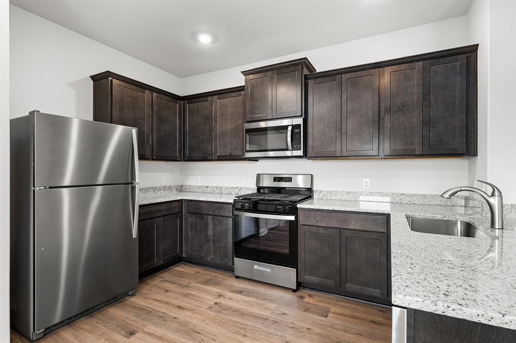 8205 White Wolf Trail
