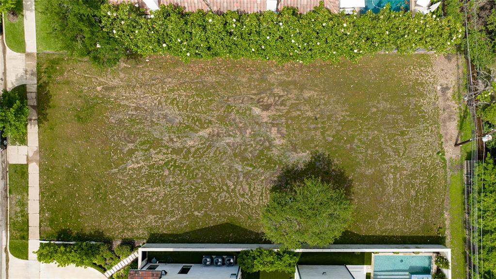 Highland Park - Land