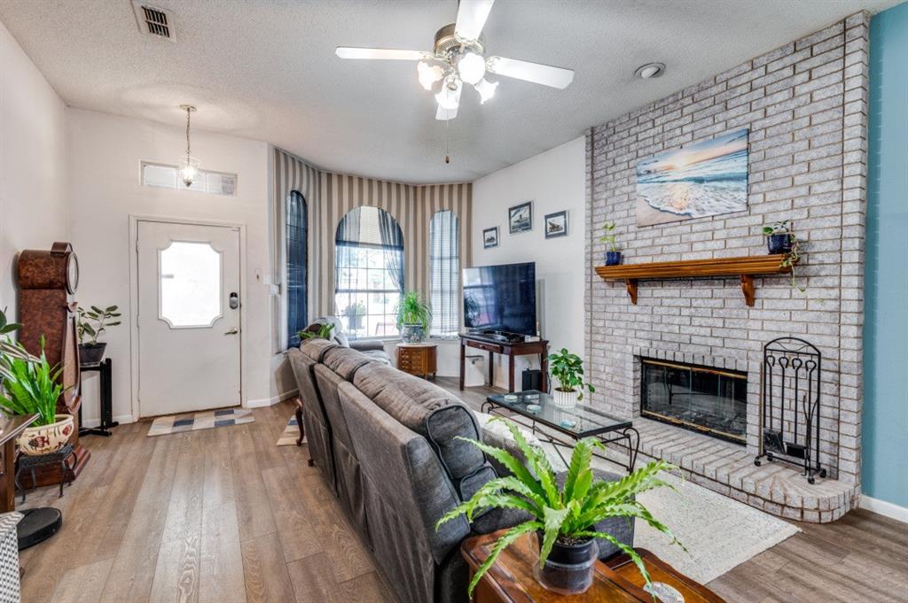 2949 Salado Trail