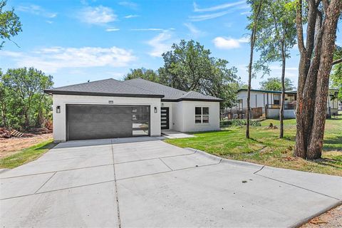 A home in Granbury