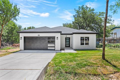 A home in Granbury