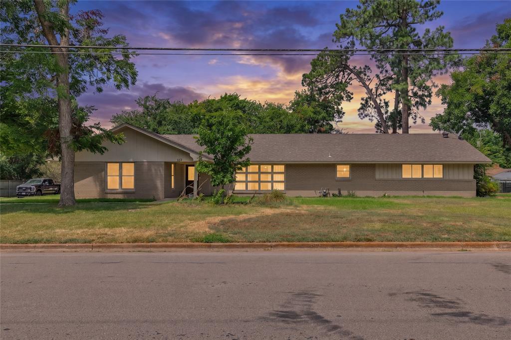Photo of 703 Texas Street, Sulphur Springs, TX 75482 (MLS # 21385450)