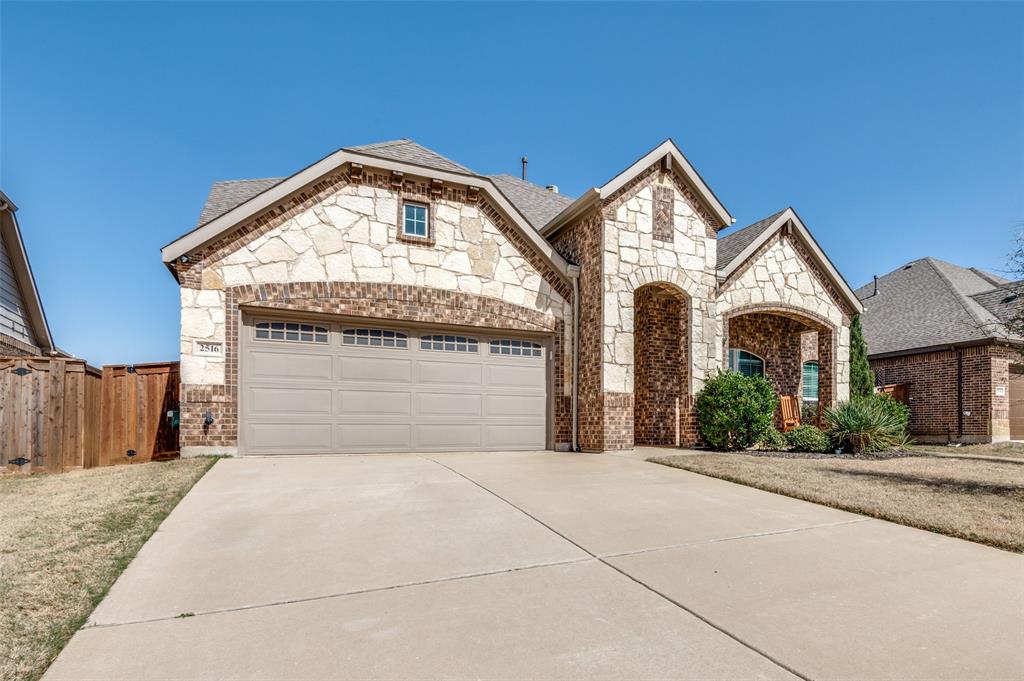 2516 Wallingford Drive