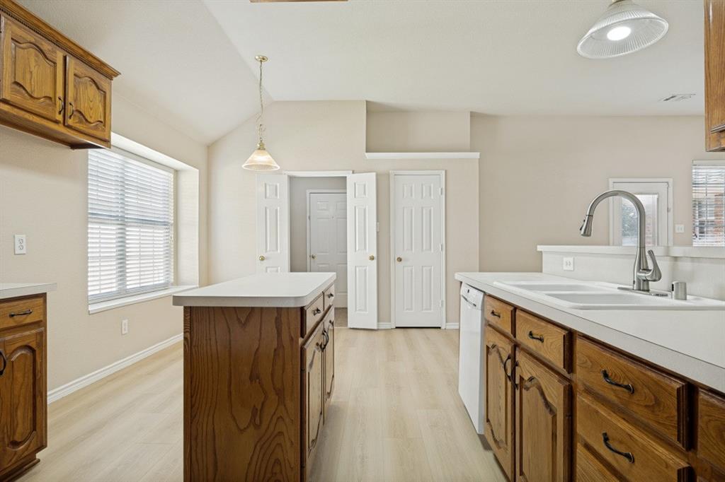 1411 Kingsley Drive