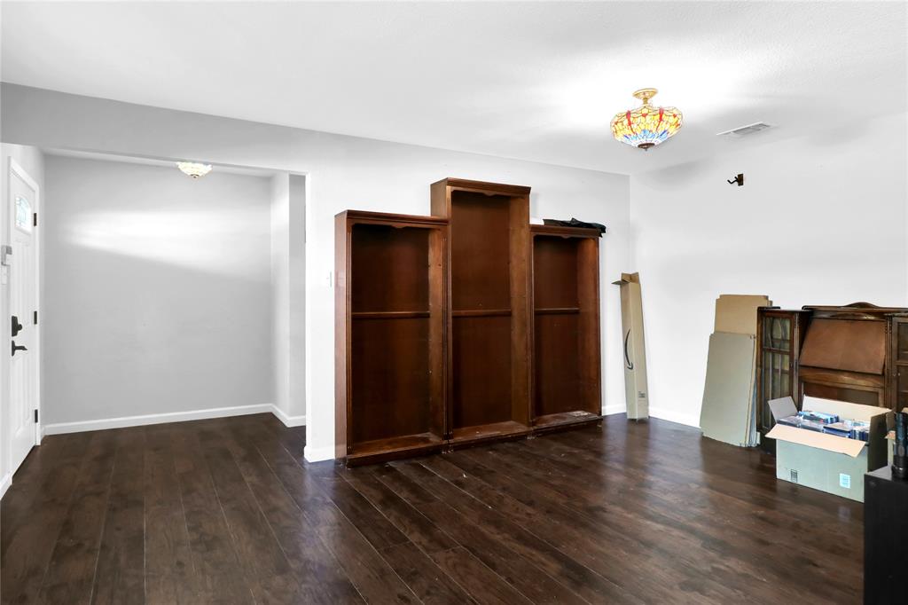 3800 Delmas Drive
