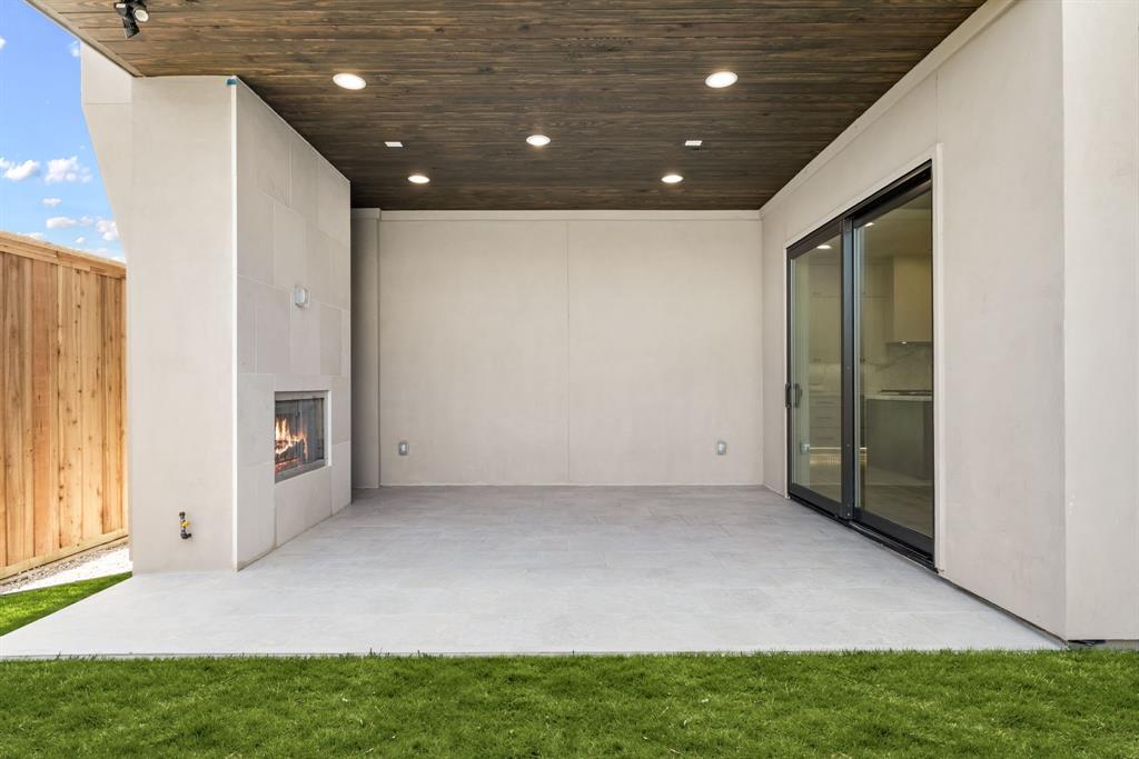 Lovers Lane Heights - Residential