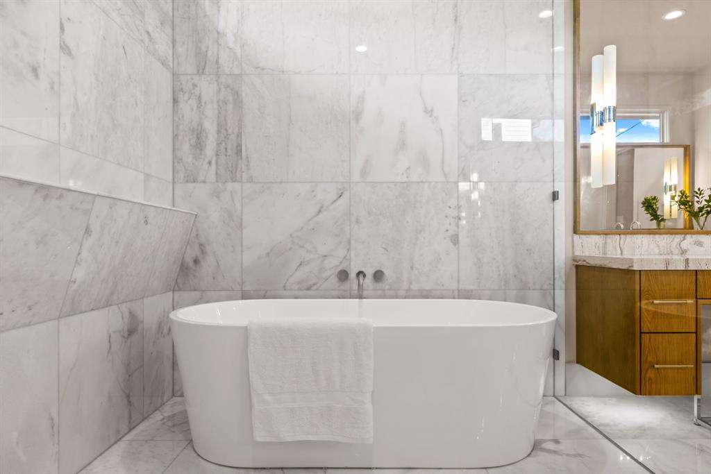 Lovers Lane Heights - Residential