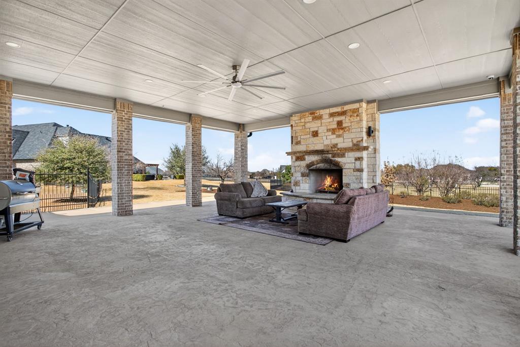 301 Rustic View Lane
