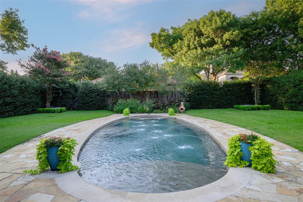 5543 Edlen Drive