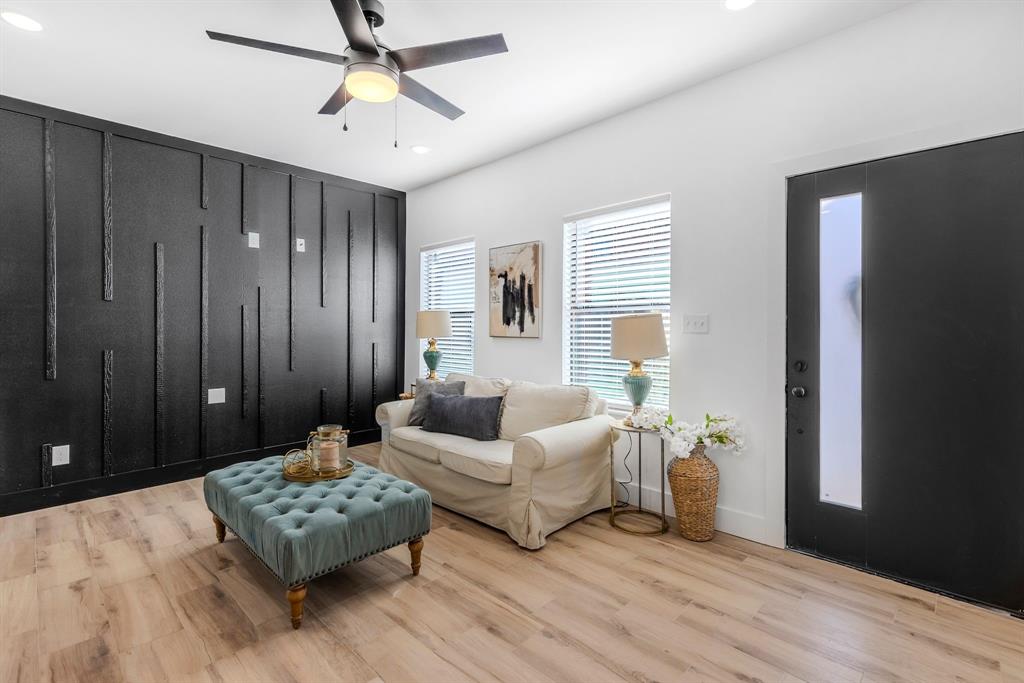 Orig Town Of Greenville - Residential Lease