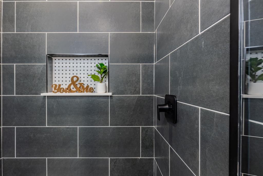 Orig Town Of Greenville - Residential Lease