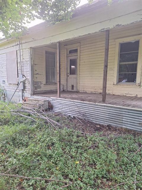601 S Narcissus Street Kosse TX 76653