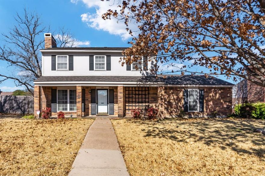 ****OPEN HOUSE 2-17 is cancelled, accepting back-up offers***This ideally located home is ready for its next chapter!  Located in Richardson ISD, this three bedroom, two and a half bath home is light and bright with plenty of windows and functional livable spaces.  Upon entry, you are met with a large, open living room, with plenty of room to entertain.  The fireplace is a perfect focal point, and is complimented by the French Doors leading out to the covered patio.  From the living room, head into the spacious kitchen with pantry and additional backyard access.  Around the corner is a powder bath, and entry for the two-car garage. Upstairs, the bedrooms are roomy and well appointed.  With the plentiful storage and closet space, lush backyard, and BRAND NEW ROOF (January 2024), the opportunity you have been waiting for is here!  This is a one-owner home and will be sold as-is.