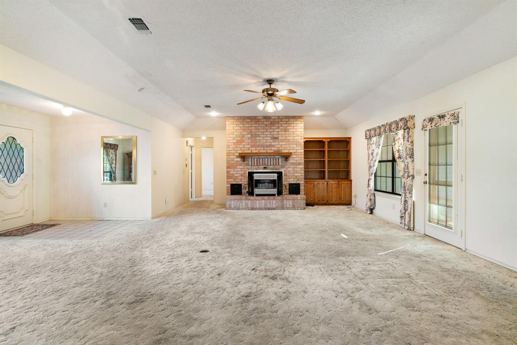 310 SE 35th
