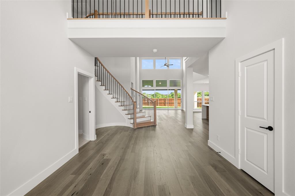 7127 SEAGROVE Court